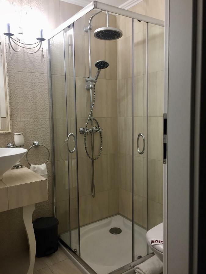 Timotei Apartment Sibiu Buitenkant foto