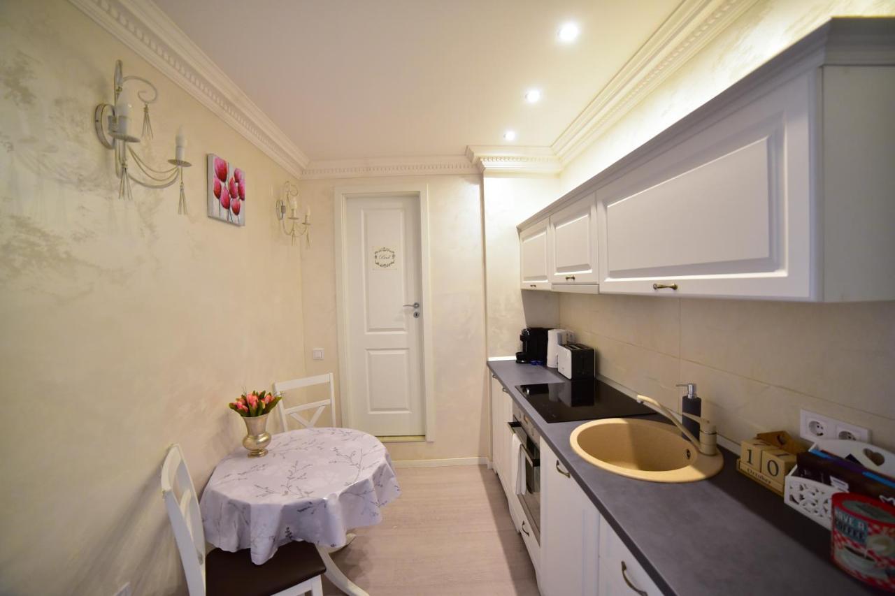 Timotei Apartment Sibiu Buitenkant foto